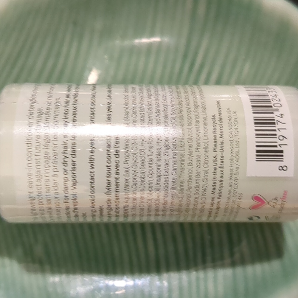 Leave In Conditioner & Detangler - Picture 2 of 3